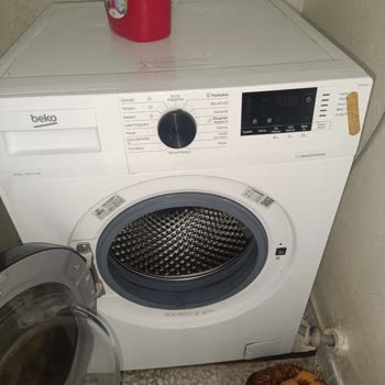 Beko Çamaşır Makinesinin Kapak Contası Sürekli Kopuyor, Ücretli İşlemler Ve İlgisiz Servis
