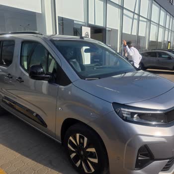Kapıdaki Gizli Çizikler Nedeniyle Opel Türkiye’den Bir Yıllık Bakım Ücreti İadesi