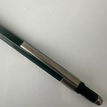 Faber-Castell Kalemlerde Paslanma, Adel Kalemde Çatlak Ve Değişim Talebi
