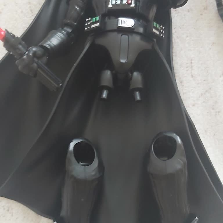 Armağan Oyuncak Ataköy Şubesinde Eksik Parçalı Darth Vader Figürü İçin Değişim Talebi