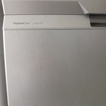 Grundig Gpdf 5711 S Bulaşık Makinesinin Kapak Lekesi Ve Boya Kusması, Servis Çözümü Yok, İade Talebi