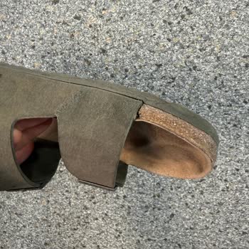 A101'de Satın Alınan Birkenstock Terliğinde Kısa Sürede Yıpranma Ve Garanti Sürecinin Engellenmesi