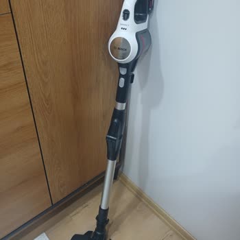 Bosch Unlimited 7 Dikey Süpürge Bağlantı Kısmında Çatlak Ve Kopma Sorunu