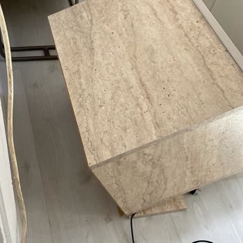 Hera Home Mobilya Avcılar Bazaar Şubesinde Baza Başlığı Vidalarının Gevşek Olması Çözülmedi