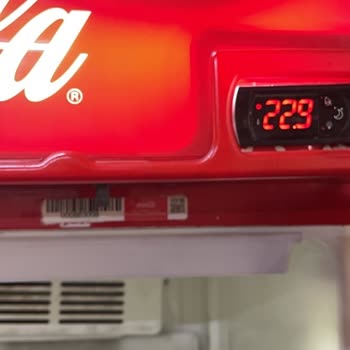 Arızalı Coca-Cola Soğutucu Dolabı Değiştirme Talebim Cevapsız