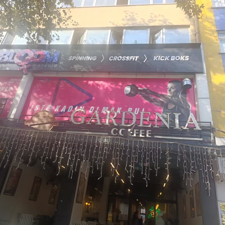 Gardenia Coffee Çalışan Personelin Kaba Tavrı
