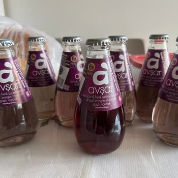 Avşar Karadut Frenk Üzümü Aromalı Gazlı İçeceklerde Renk Farklılığı Ve Açıklama Talebi