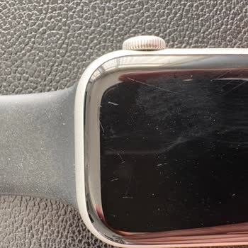 Apple Watch Servisinde Oluşan Yeni Fiziksel Hasarlar Ve Çözülmeyen Arızalar