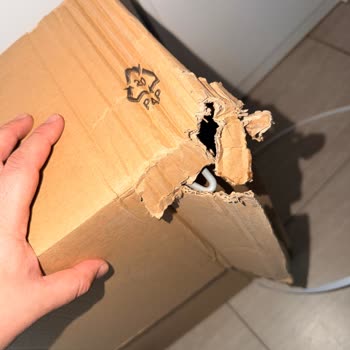 Hasarlı Kutu İle Teslim Edilen Bosch Bulaşık Makinesi Üst Sepeti