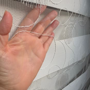 Uğur Halı Ve Perde Yıkama’da Hasarlı Ve Kirli Perdeler Teslim Edildi