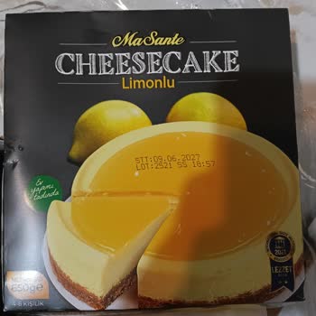 BİM Ma Sante Limonlu Cheesecake'te Plastik Parça Ve Sos Kararması İçin Gıda Güvenliği Şikayeti
