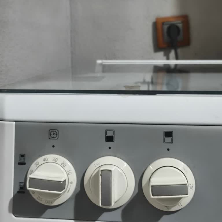 Arçelik 9640 H Fırının Ön Panel Tuş Yazılarının Silinmesi Ve Yedek Parça Bulunamaması