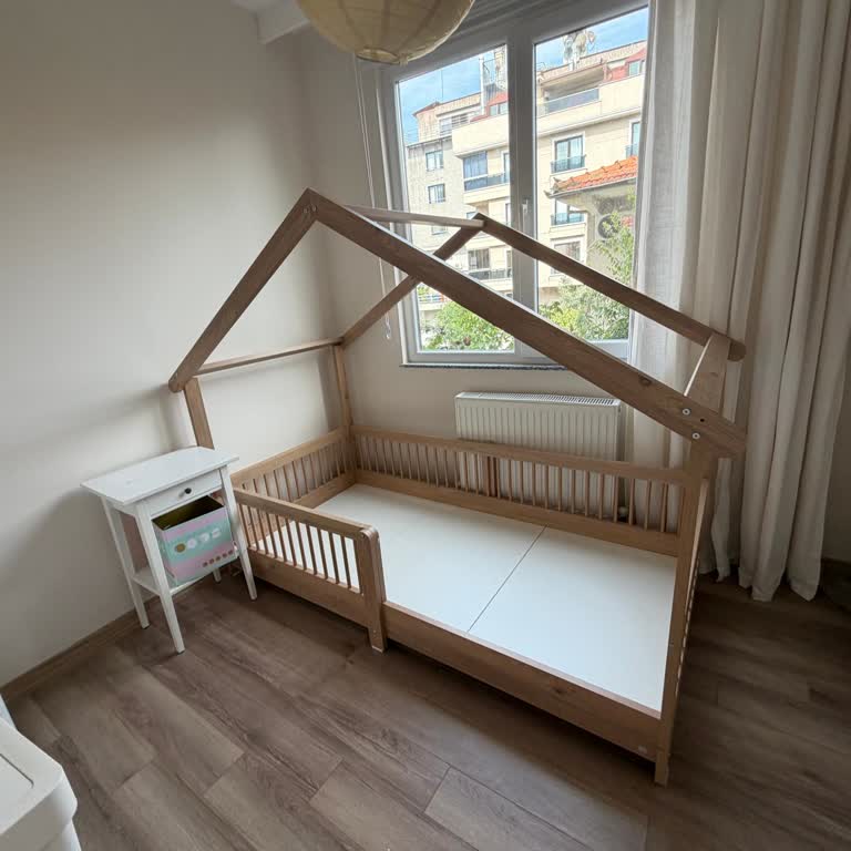 Ebebek Montessori Karyola’da Kimyasal Koku Ve Müşteri Hizmetleri Yanıtsızlığı