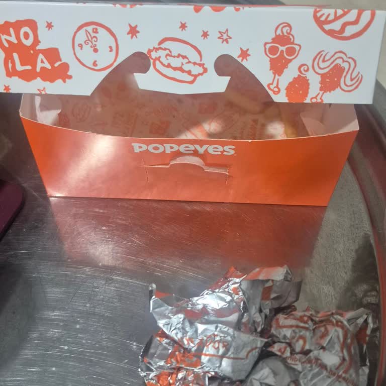 Popeyes Sultangazi Şubesinde Tekrarlanan Eksik Ürün Problemi Ve Yetersiz İade Teklifi