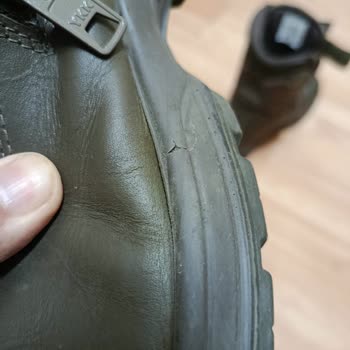 Hepsiburada YDS Mağazasından Alınan Askeri Botta Üretim Hatası Ve Cevapsız Talep Sistemi