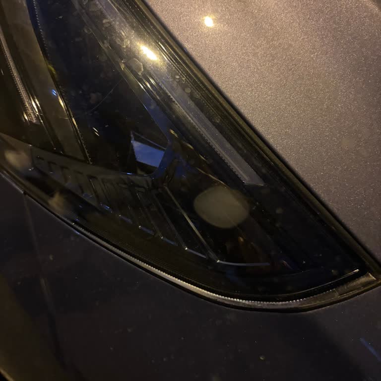 Hyundai I30 Farlarında Hızlı Solma Ve Nemlenme, Garanti Kapsamında Değişim Talebi