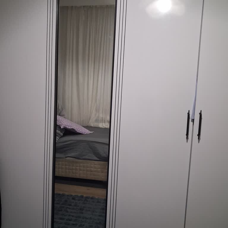 Eskidji Bazaar Yıldızeli F&Z Mobilya'da Yanlış Ayna Kapak Ve Teslim Edilmeyen Cam