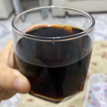 Kendiliğinden Açılan Ve Gazı Kaybolmuş 2,5 Litre Pepsi