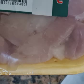 Yemeksepeti Market'ten Bozulmuş Tavuk Ve Sağlık Tehdidi, İade Yanıtı Yok