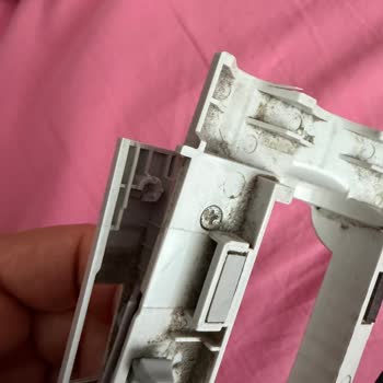 Roborock Qrevo Curv2 Pro Ana Fırça Kapağının Kırılması Ve Garanti Reddi
