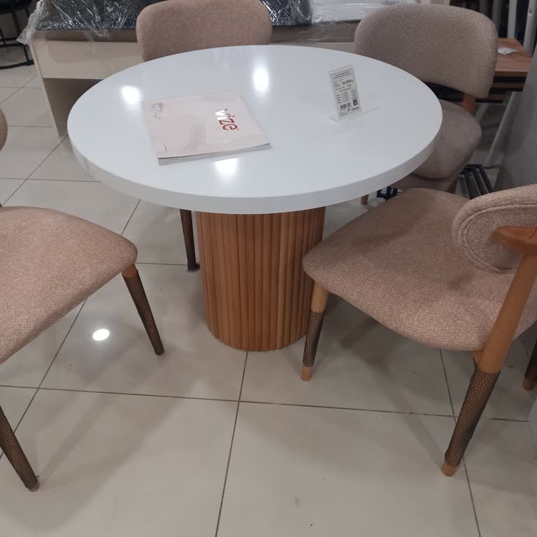 Esme AVM Tokat Şubesinden Masa Takımı Teslim Edilmedi