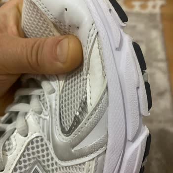 New Balance 530 Ayakkabısında Erken Deri Yırtılması Ve Garanti Sürecindeki İhmalkârlık