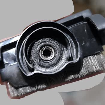 Philips XW9463/11 Aqua Trio 9000 Süpürge Başlık Fırçası Erime Sorunu Garanti Kapsamı Dışında