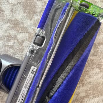 Dyson V15S Submarine Parke Başlığındaki Mavi Keçe Sorunu Garanti Kapsamına Alınmalı
