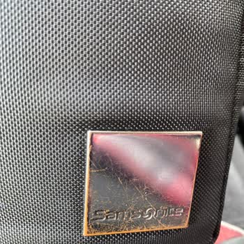 Garanti Vaadi Ve Gerçek Deri Sözünün İhlali: Samsonite Çantada Renk Atması Ve Suni Deri Sorunu