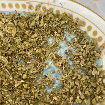 Knorr Kekik Ürününde Salyangoz Ve Siyah Yabancı Madde Bulunması