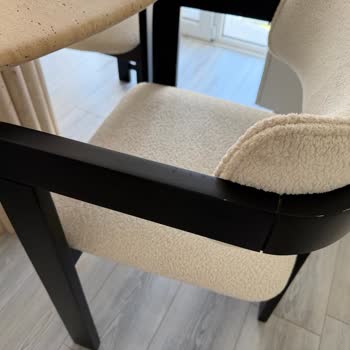Fennes Home Traverten Masa Ve Sandalyelerde Üretim Hatası Ve Boya Sorunu İçin Tam Değişim Talebi