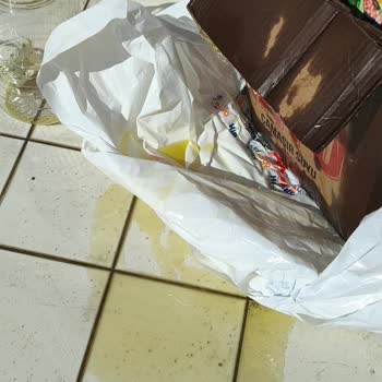 Yurtiçi Kargo’nun Dördüncü Kat Teslimi Yapmaması Ve Patlayan Zeytinyağından 2.000 TL Zarar
