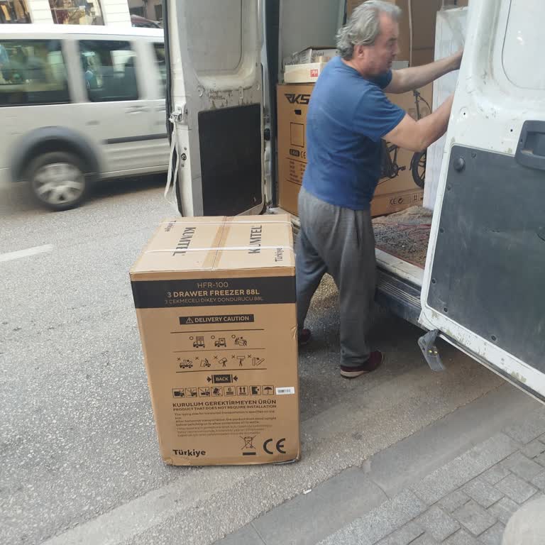 Teslimatın Apartman Önüne Getirilememesi Ve Yaşlı Müşteriye Duyarsız Tutum