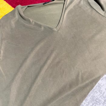 LCW Hilltown'dan Aldığım 3XL Kaki Tişörtlerde Hızlı Renk Değişimi Ve Lekelenme Sorunu