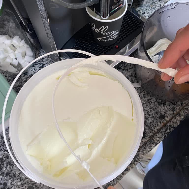 Dost Yoğurtta Plastik Parça: Sağlık Riski Ve Mağaza Cevapsızlığı