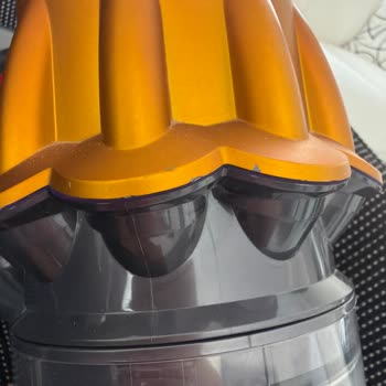 Dyson V12 Süpürge Boya Atması Ve Çizik Sorunu Garanti Dışı