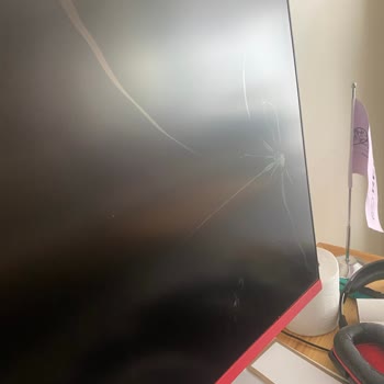 Banabikurye'de Kırık Monitör Teslimatı Ve Güvence İadesi Talebi