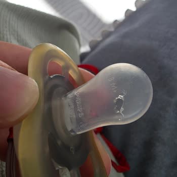 Philips Avent Emziği Kısa Sürede Delindi, Dayanıklılık Ve Güvenlik Sorgulandı