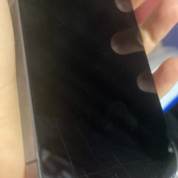 Premium Paket İPhone 13 Pro Cihazında Çizik Ve Çatlak, Değişim Veya Tam İade Talebi
