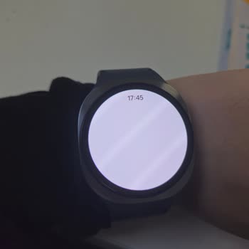 Samsung Galaxy Watch 8 Ekranındaki Kırmızı Piksel Ve Trendyol İade Reddi