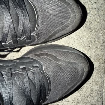 Hepsiburada’da Adidas Runfalcon Ayakkabısının Kısa Sürede Yırtılması Ve Değişim Talebi