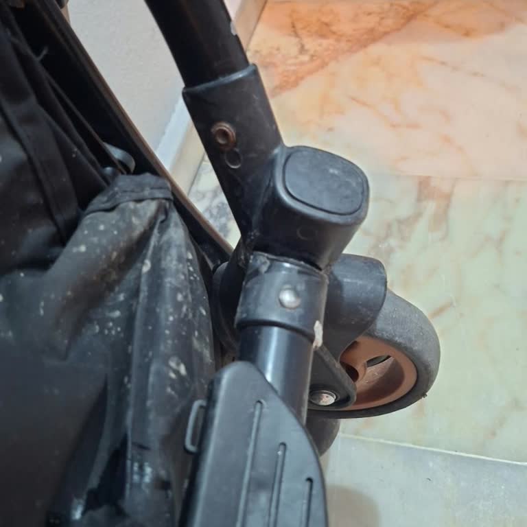 Aytaç Bebe Bebek Arabasında Hızlı Yıpranma Ve Yüksek Fiyatlı Yedek Parça Sorunu
