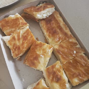 Afiyet Börek'te Köşe Dilimi Sorunu Ve Müşteri Saygısızlığı