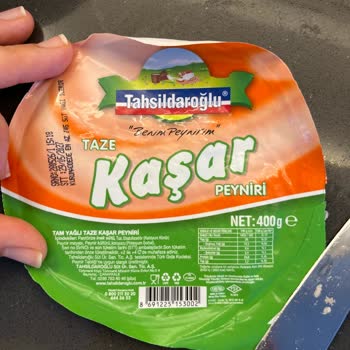 Tahsildaroğlu Kaşar Peynirinde Kimyasal Tat Ve Sıvılaşma Şikayeti Ve İade Talebi