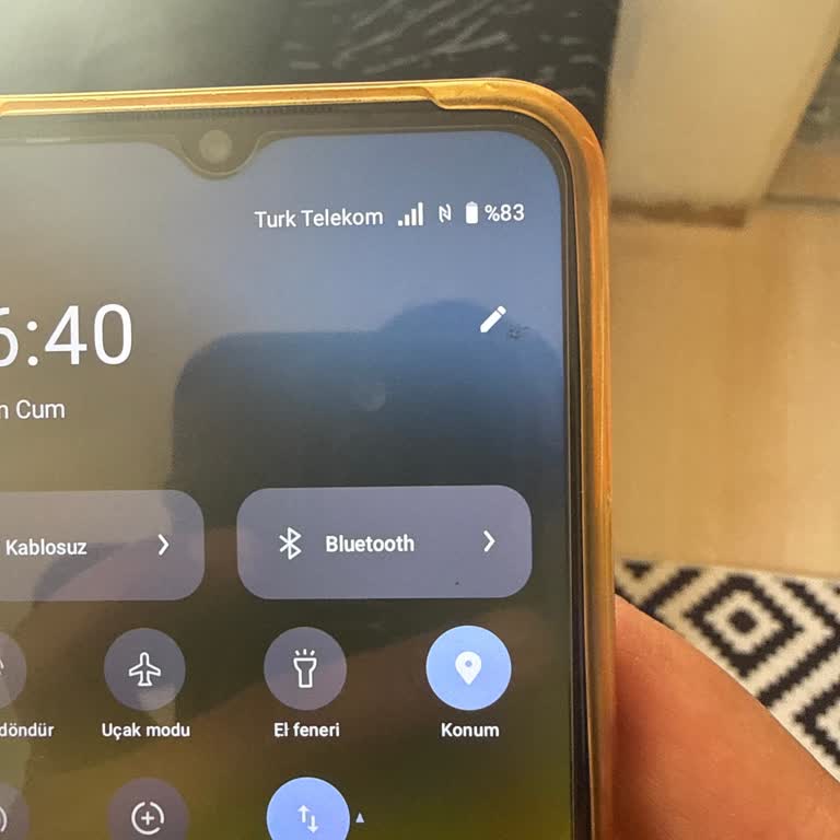 Mobil İnternet Kesintisi Ve Haksız SIM Kart Yenileme Ücreti Talebi