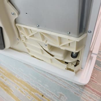 Kırık Hoover Ürünü İçin Ek Ücret Talebi Ve Çözümsüz Değişim Süreci