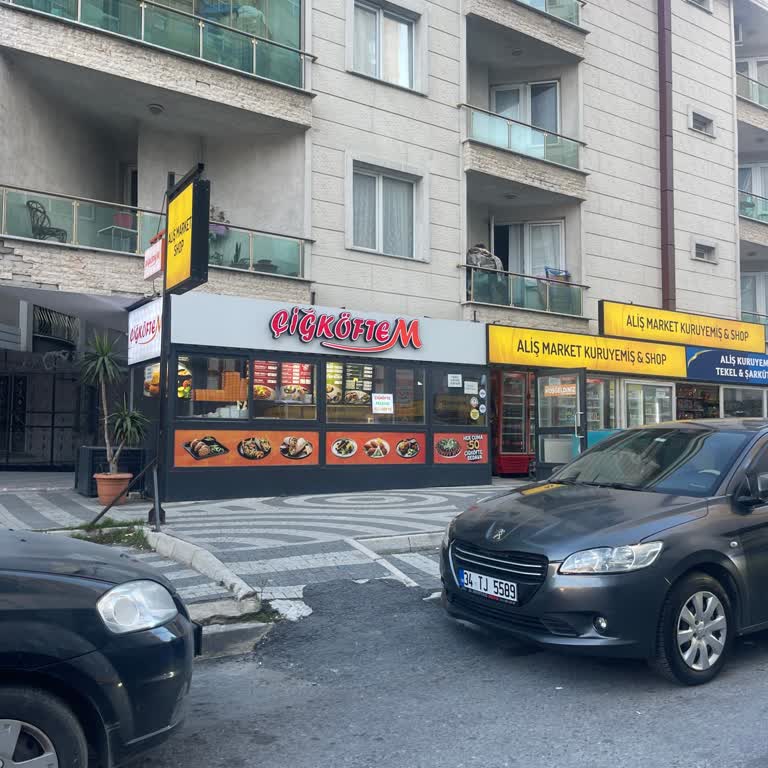 Çiğköftem Esenyurt Kıraç Şubesinde Pipet Ücretlendirmesi Müşteri Memnuniyetini Sarsıyor