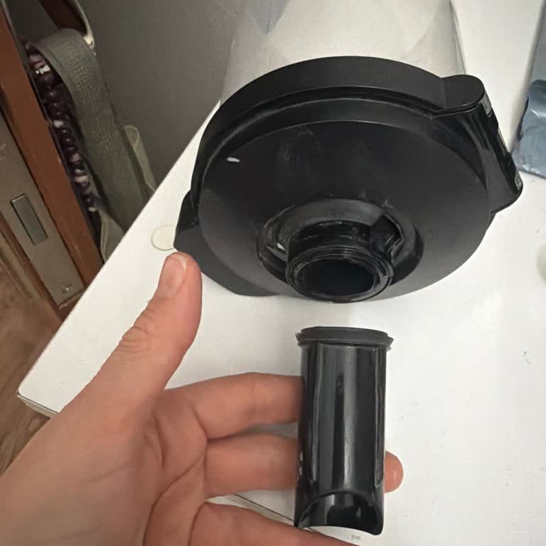 Dyson V16 Animal Dikey Süpürge Toz Haznesi Kırılması Ve Ürün Değişimi Talebi