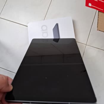 Media Markt'tan Eksik Ekran Koruyucu Cam Ve Çözüm Bekleniyor