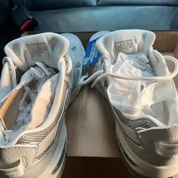 Boyner Mağazasında Satın Alınan Skechers Ayakkabının Yanlış Numara Ve Ücretsiz Kargo Değişim Talebi